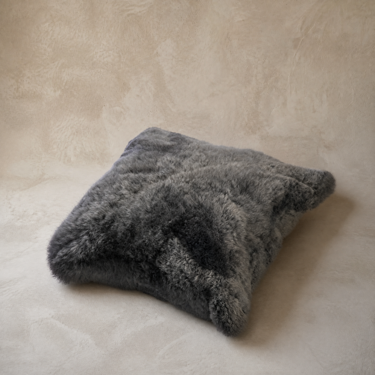 Dark gray baby alpaca fur cushion – Alpaca Gold Standard