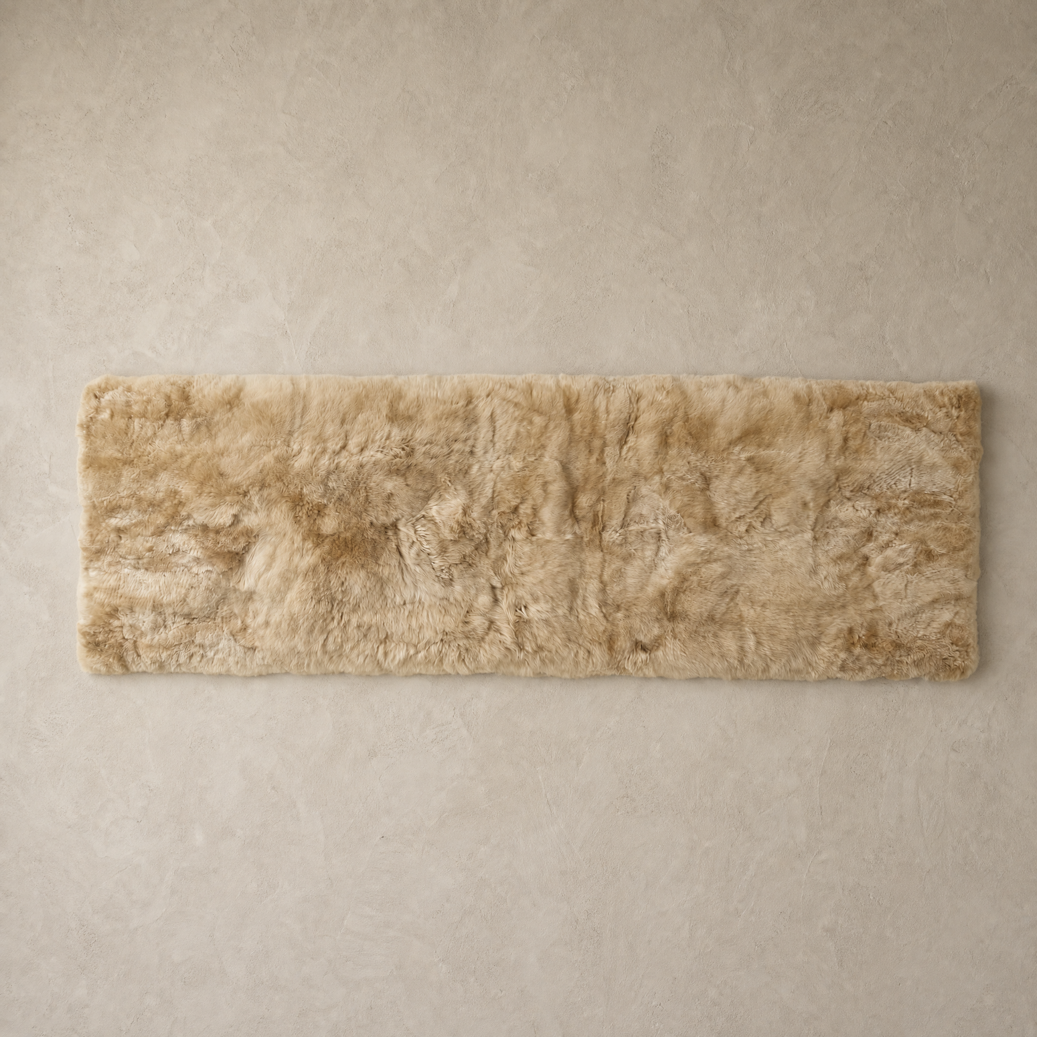 Beige baby alpaca fur runner rug – Alpaca Gold Standard